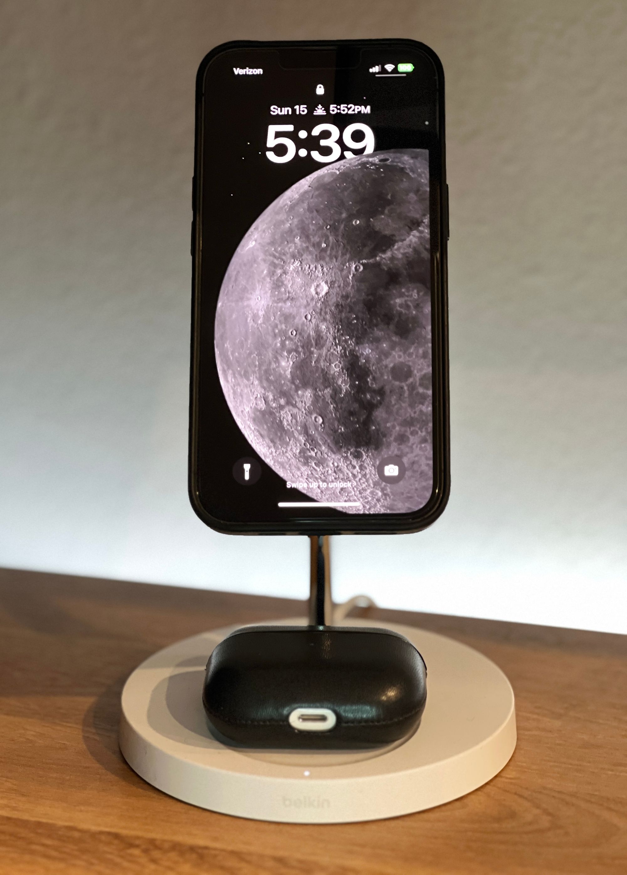 Belkin Boostcharge Pro 2 In 1 Wireless Charger Stand Review 6423